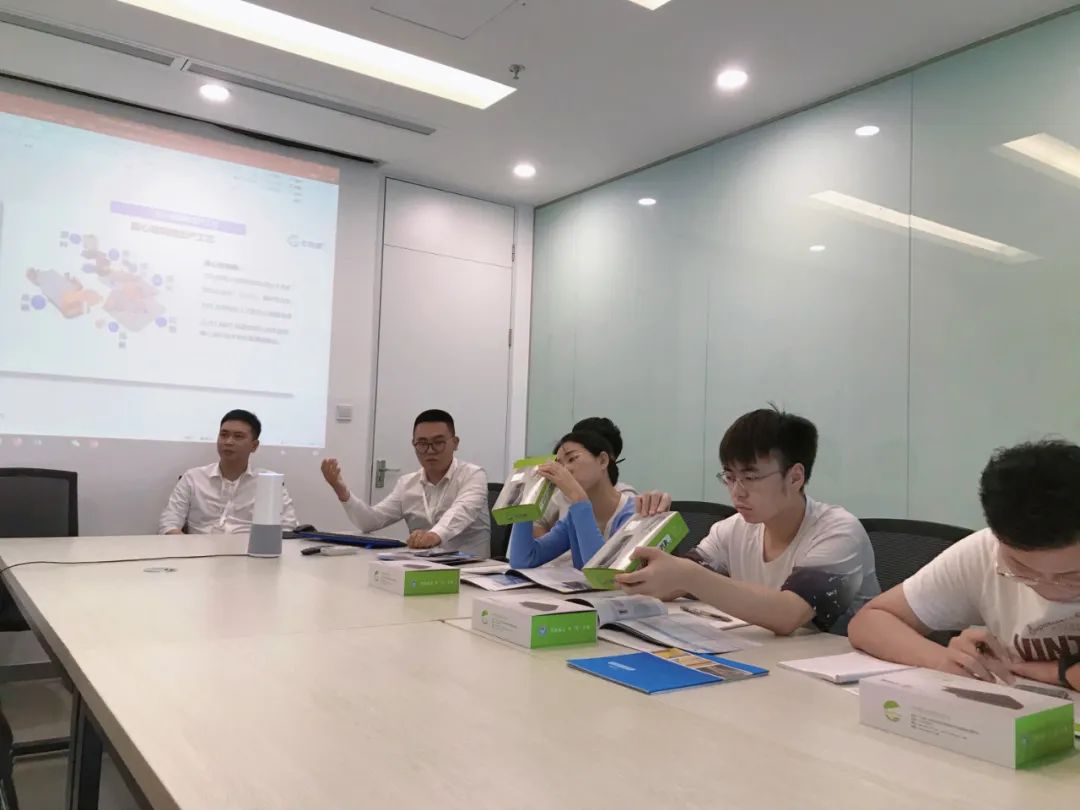 1656745445544997.jpg 03.jpg