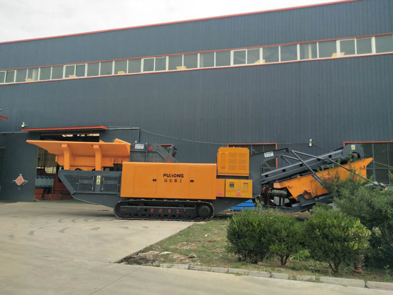 履帶式建筑垃圾移動破碎站 履帶式建筑垃圾移動破碎站